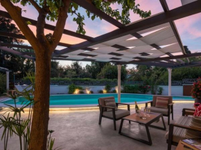 Villa in Zadar with Swimming Pool